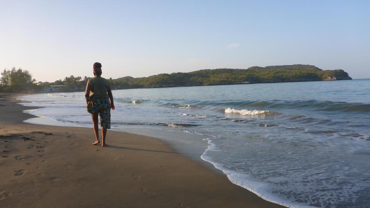 فندق Taino Cove تريجر آيلاند بيتش المظهر الخارجي الصورة